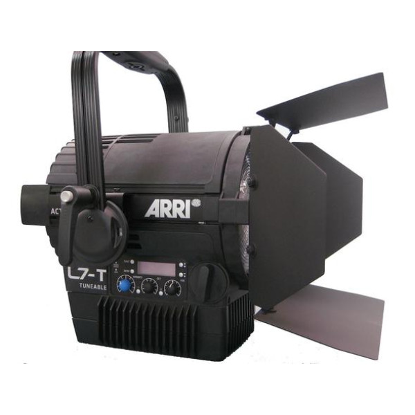 Светодиодный прожектор ARRI L7-TT Hybrid PO